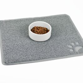 Cat water outlet mat